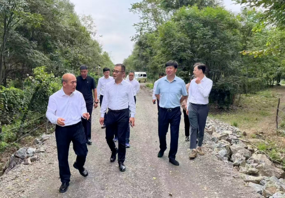 趙炳祥總經(jīng)理到吉林靖宇調(diào)研定點幫扶工作